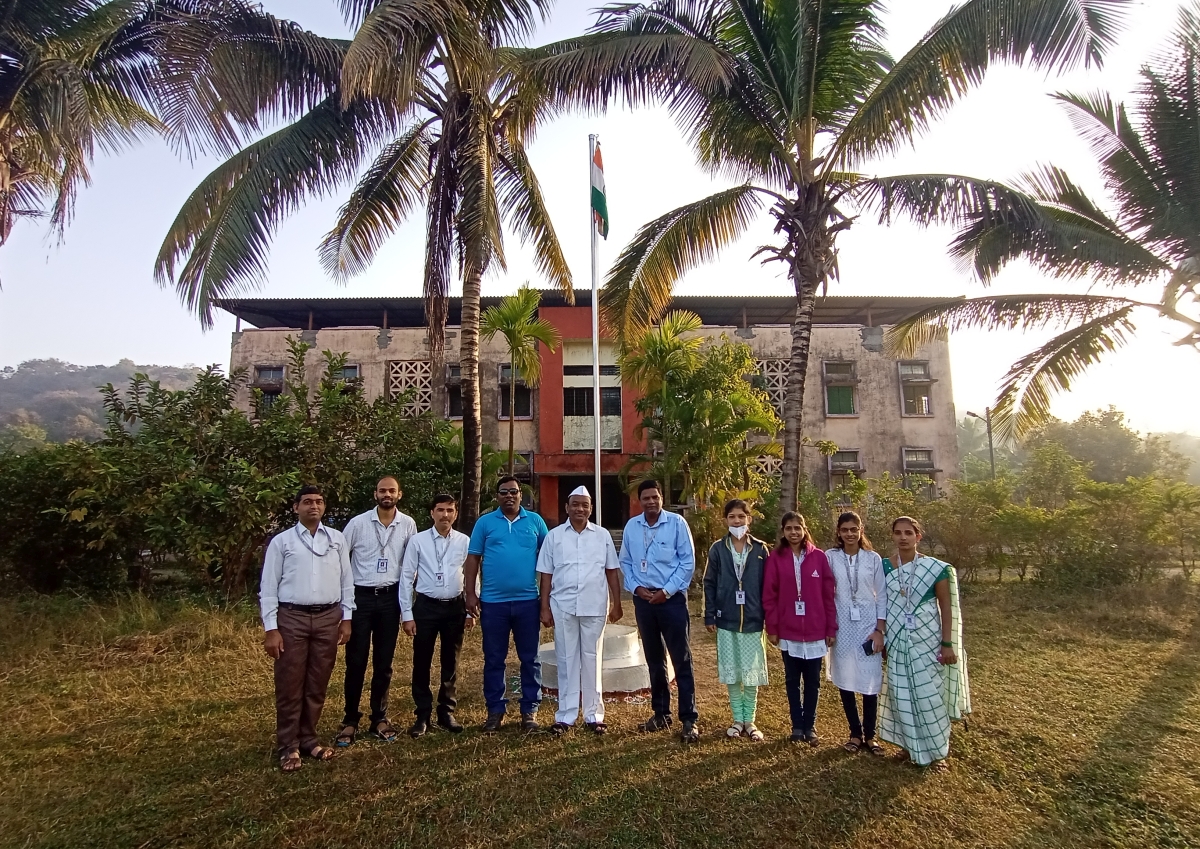 Republic day ceremony Maharshi Karve model college, shrivardhan, SNDTWU  