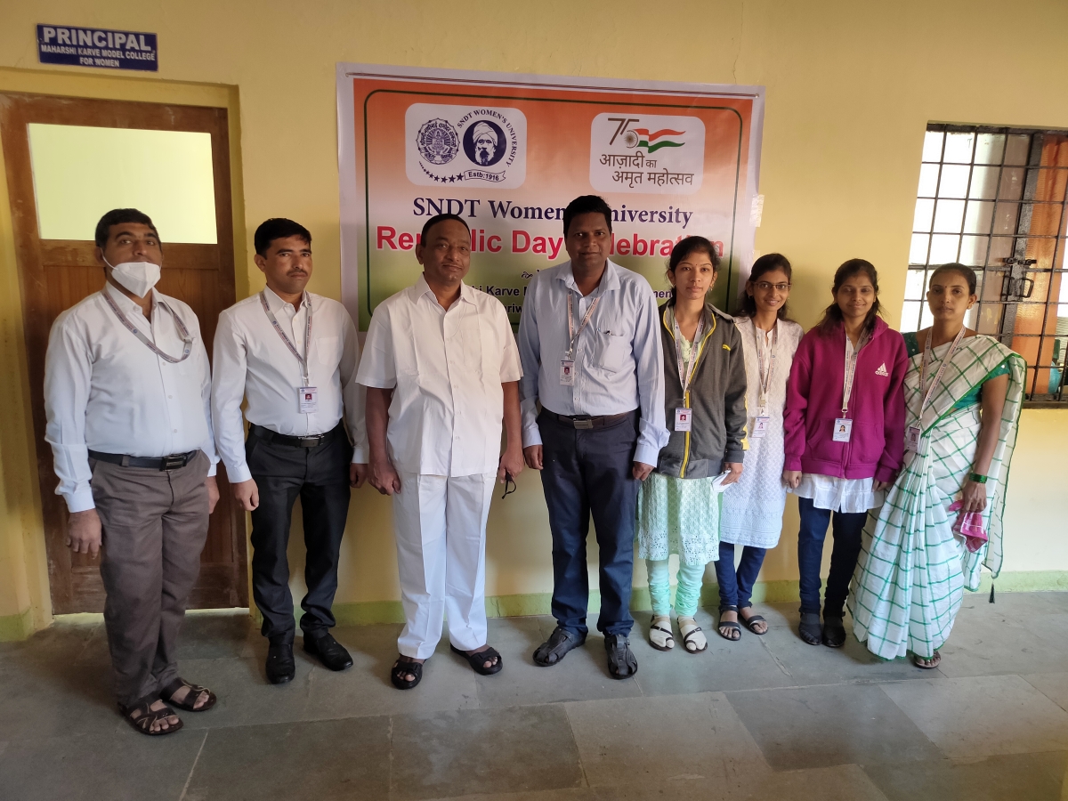 Republic day ceremony Maharshi Karve model college, shrivardhan, SNDTWU 