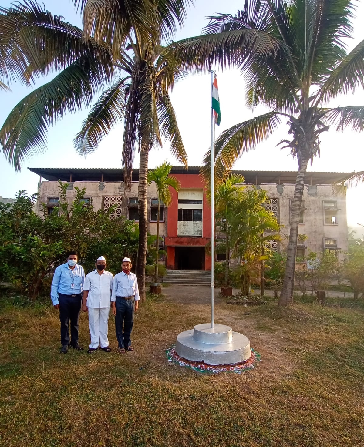 Republic day ceremony Maharshi Karve model college, shrivardhan, SNDTWU 